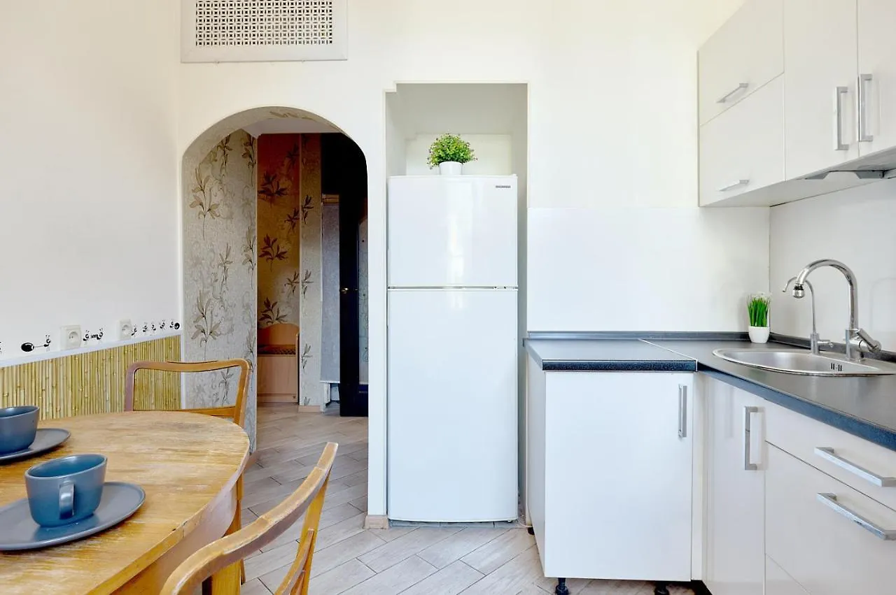 *** Apartment S12-58 Modern Aparthotel With Two 2Bedrooms In Central Kiev - Bessarabska Squere - Gulliver Mall - Olympic Stadium - Palace Of Sports - Saksahanskoho St, 12Б Ukraine