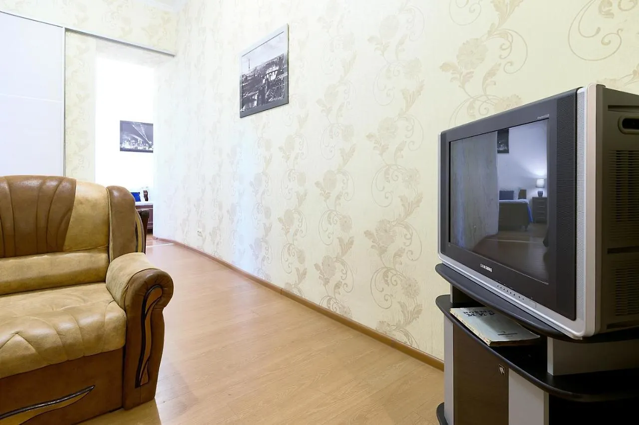 S12-58 Modern Aparthotel With Two 2Bedrooms In Central Kiev - Bessarabska Squere - Gulliver Mall - Olympic Stadium - Palace Of Sports - Saksahanskoho St, 12Б
