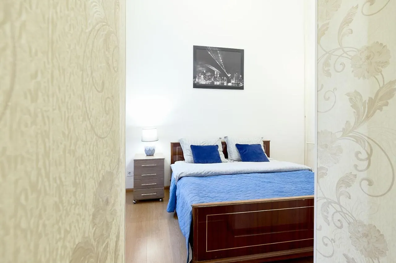 S12-58 Modern Aparthotel With Two 2Bedrooms In Central Kiev - Bessarabska Squere - Gulliver Mall - Olympic Stadium - Palace Of Sports - Saksahanskoho St, 12Б Apartment Kyiv